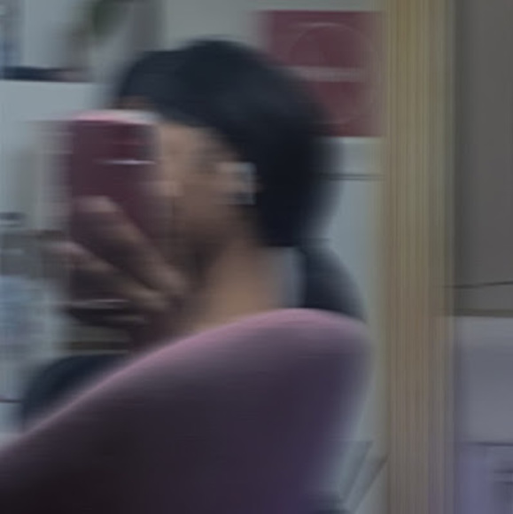 Meet your Posher, Nia - Picture 1 of 1